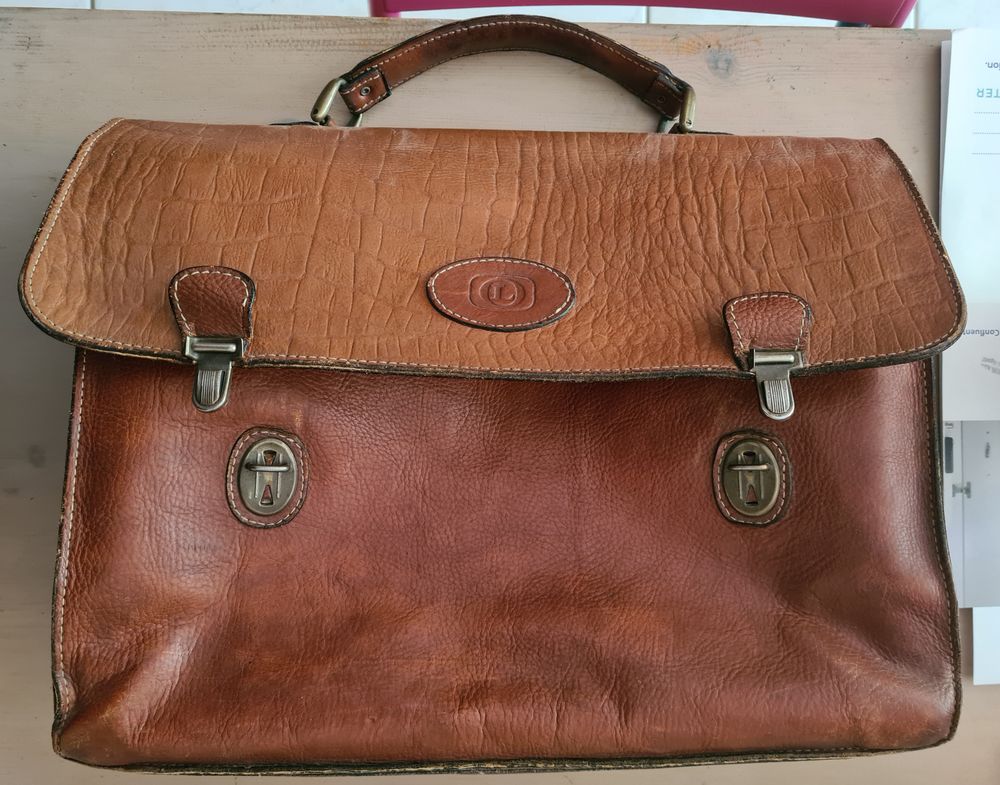 Serviette en cuir roux/marron lumineux, doubl&eacute;e cuir Maroquinerie