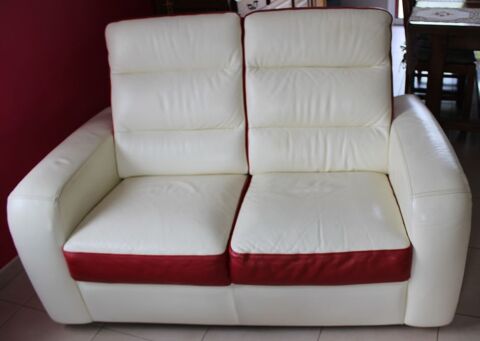 ensemble de 2 canap�s marque Ch�teau d'Ax : un de 2 400 Saint-Dolay (56)