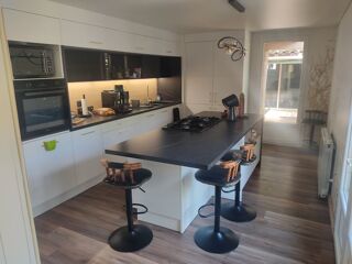  Maison  vendre 5 pices 126 m