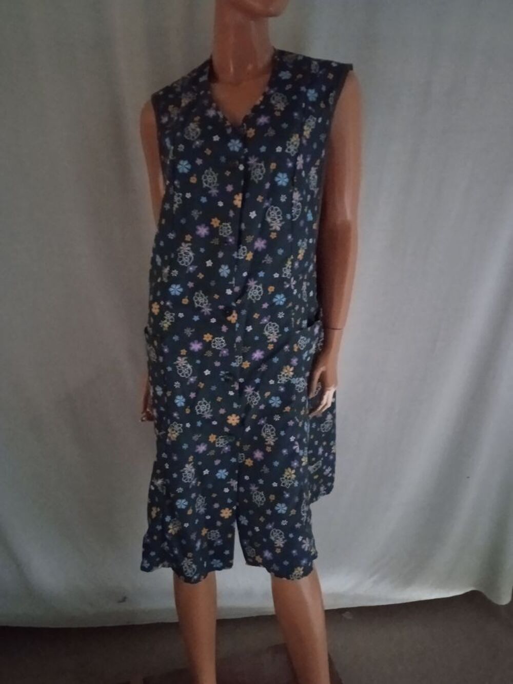 blouse tablier nylon Vêtements