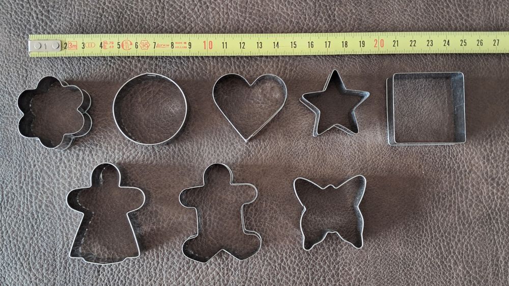 lot de 24 pi&egrave;ces ustensile &agrave; p&acirc;tisserie moule en t&ocirc;le Cuisine