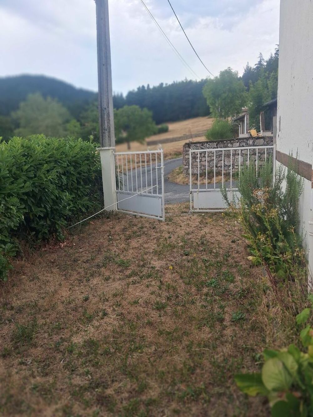 Location Maison dame retraitee cherche a l annee Roanne