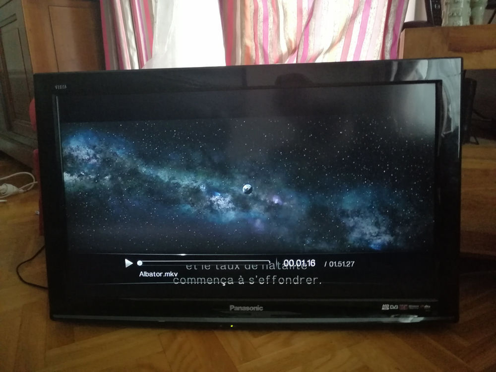 T&eacute;l&eacute;viseur Panasonic 80cm (32") Photos/Video/TV