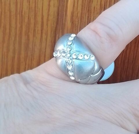 Bague Boule Fantaisie en Taille Size 17 avec Strass - Neuve 10 La Ferté-Alais (91)