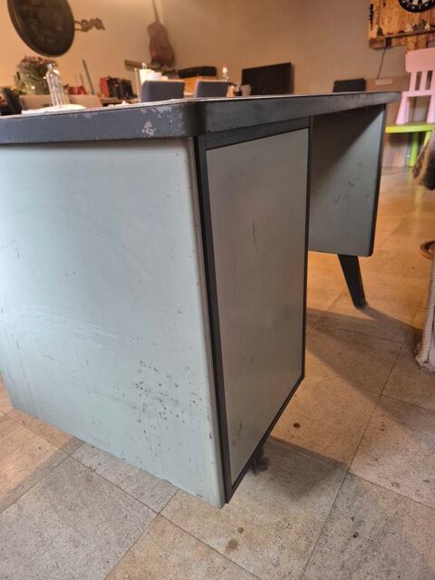 Bureau 30 Saint-Germain-du-Pinel (35)