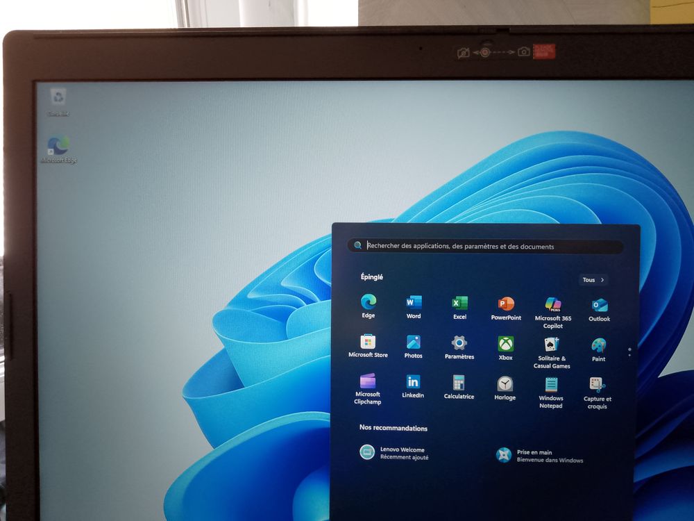 Ordinateur portable LENOVO Matériel informatique