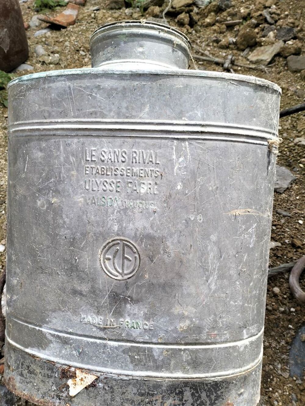 Anciens pulv&eacute;risateurs Jardin