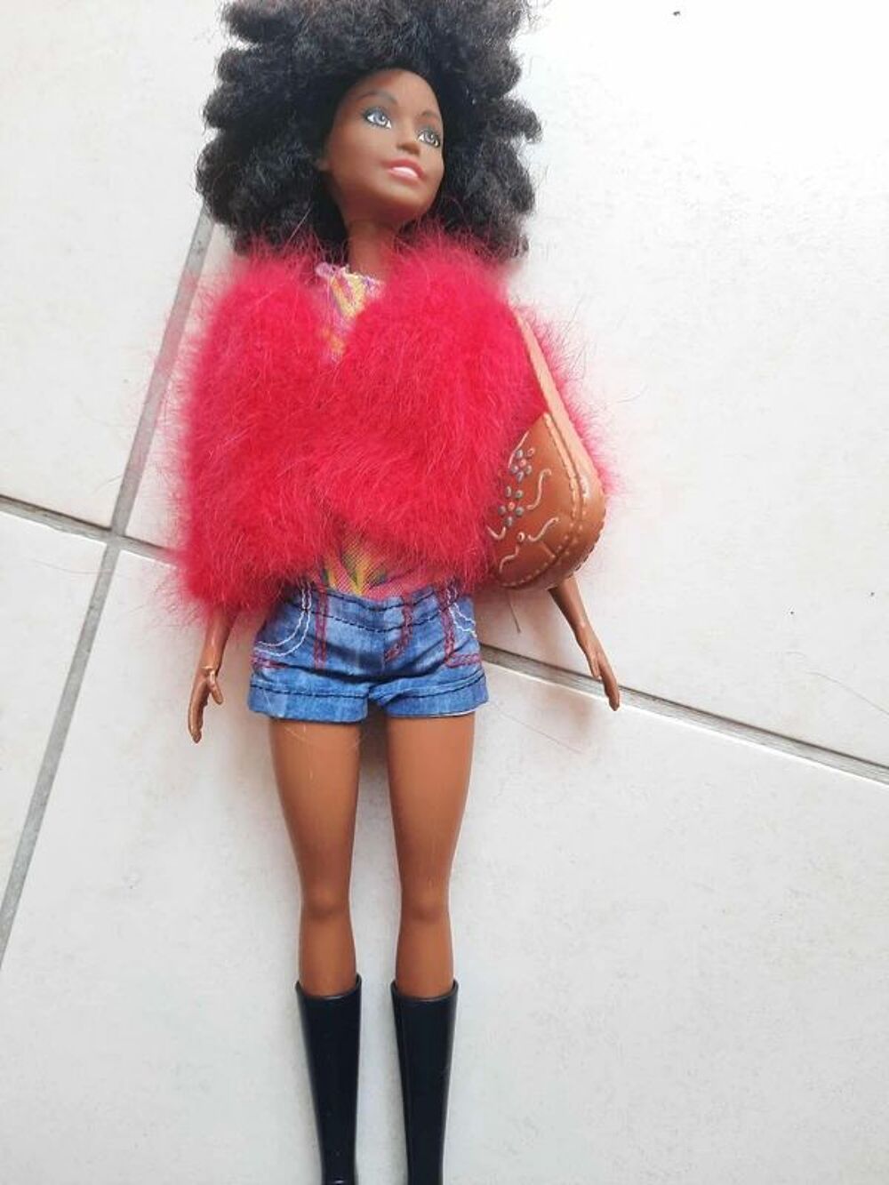 Barbie reconditionn&eacute;es et habill&eacute;es Jeux / jouets