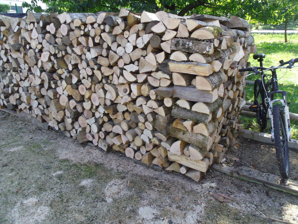 Bois de chauffage en 33 et 50 cm Jardin