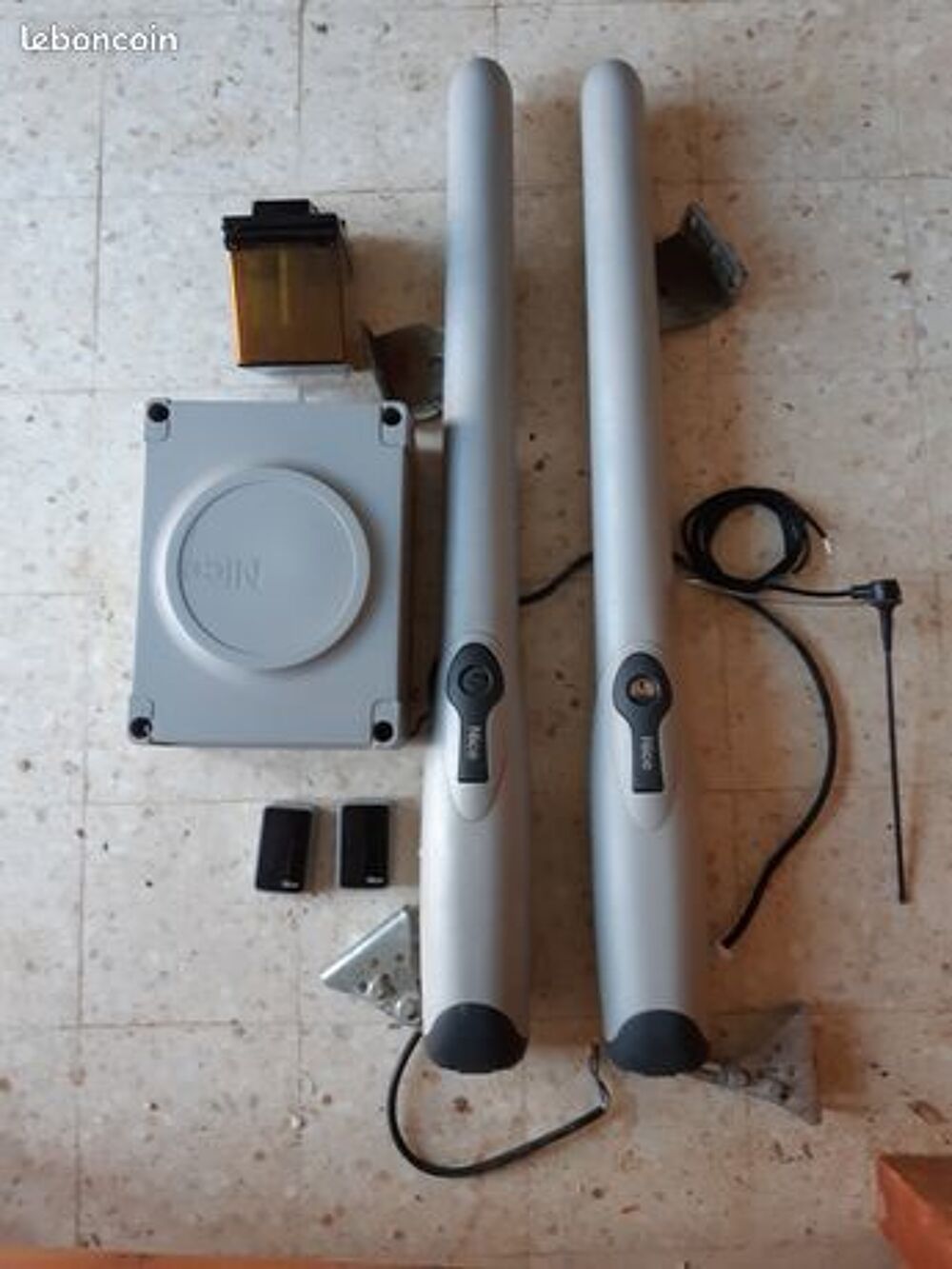 automatisme portail + interphone Bricolage