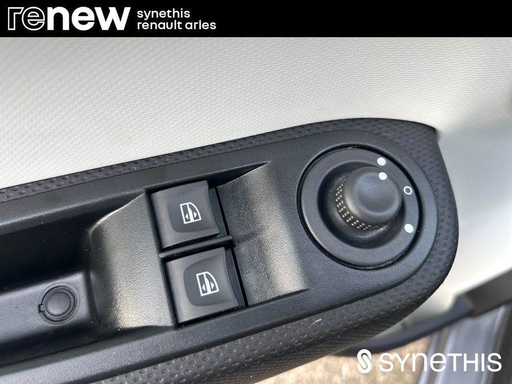Twingo III E-Tech Equilibre 2023 occasion 13200 Arles