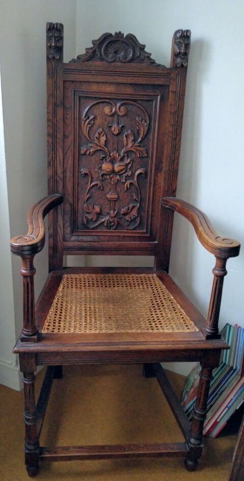 2 Chaises fauteuil anciennes sculpt�es  0 Sautron (44)