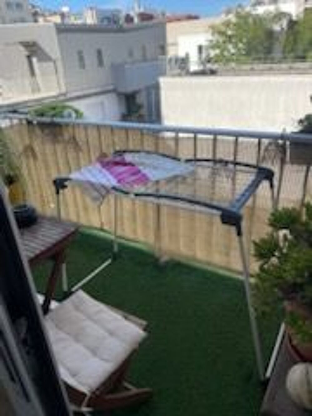 Vente Appartement appartement déja en meublé. Paris 18