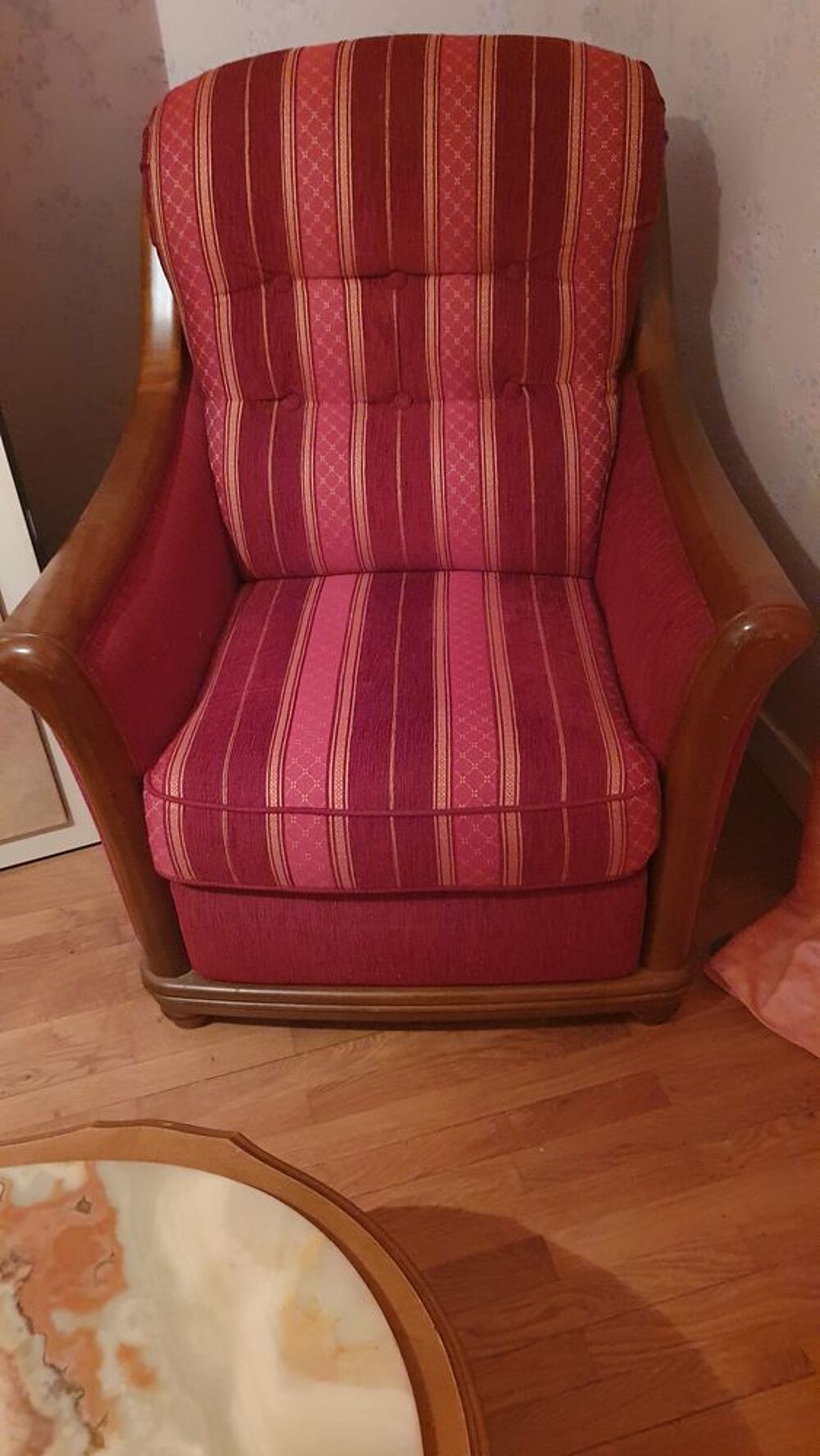 Salon canap&eacute; et deux fauteuils haut de gamme Jacques Leleu Meubles