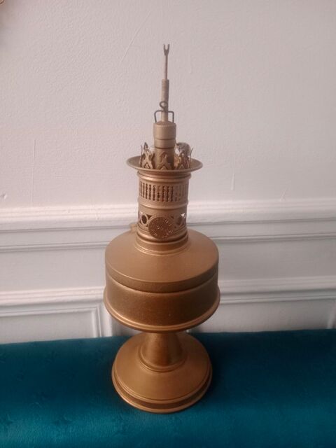 Rare et authentique lampe à pétrole TITUS TITO LANDI 100 Paris 17 (75)