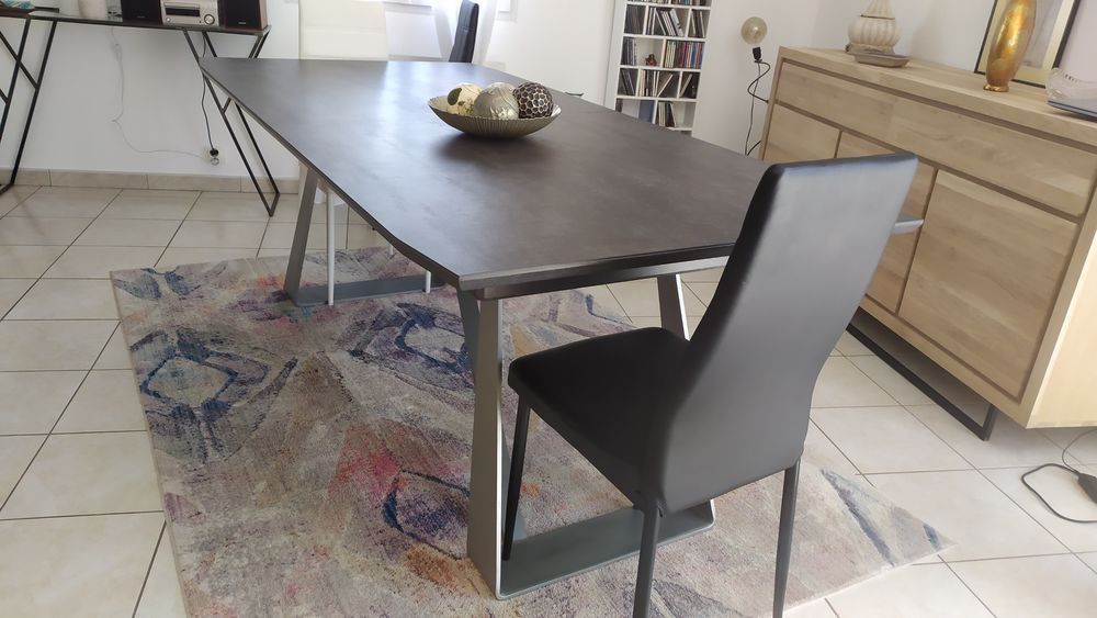MAGNIFIQUE TABLE SALLE A MANGER Meubles