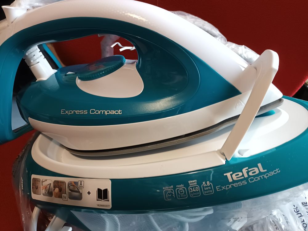 A CEDER CENTRALE VAPEUR TEFAL EXPRESS CONFORT NEUVE Electroménager