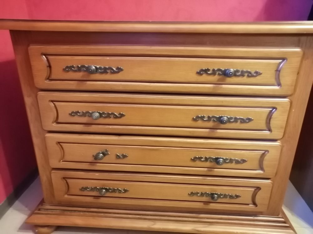 Commode ch&ecirc;ne Meubles
