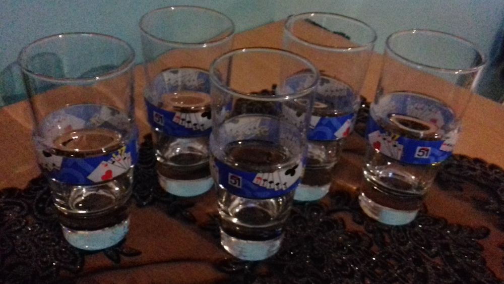 5 verres de table Décoration