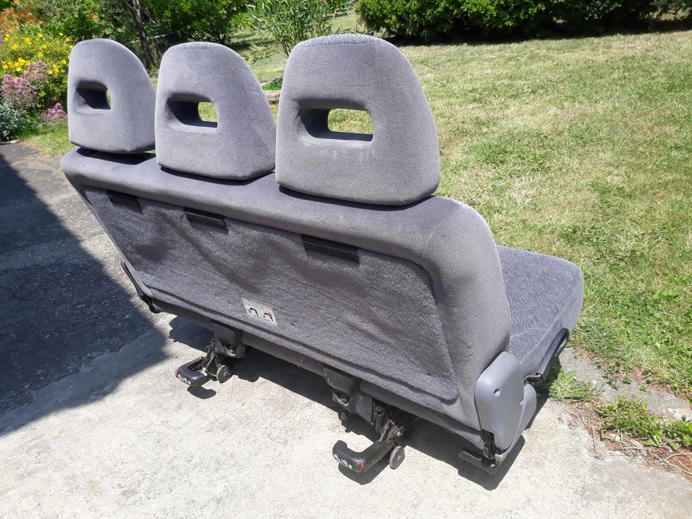 Si&egrave;ges de Chrysler Voyager en tissu gris avec accoudoirs Sports