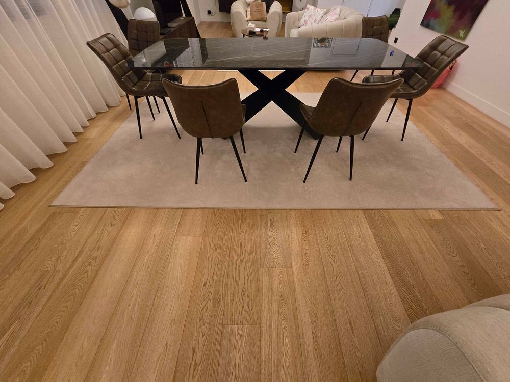 table+&agrave; +manger+avec+6+chaises Meubles