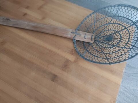 écumoire friture 10 83310 La mle