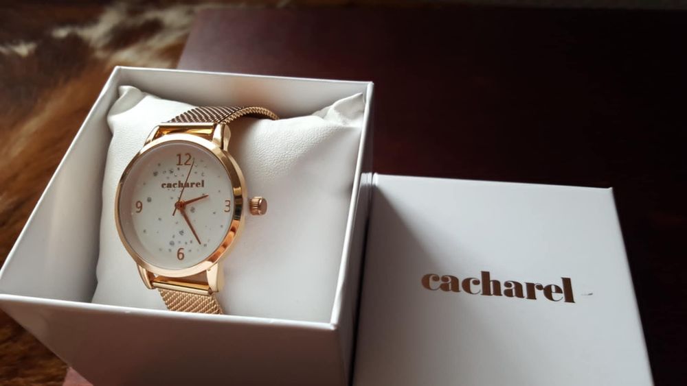 Belle montre CACHAREL et une JAZ neuve N&deg;1382 Bijoux et montres
