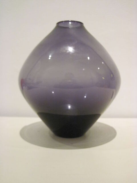 Petit vase mauve 15 Courbevoie (92)