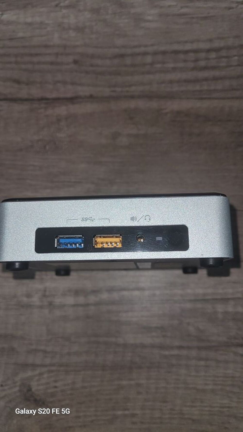 kit Intel NUC Matériel informatique