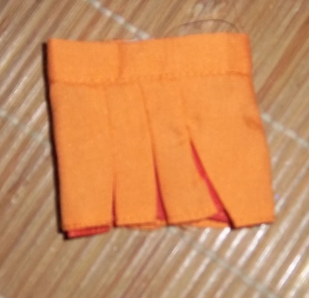 Jupe poup&eacute;e Dora orange Jeux / jouets