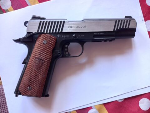 Colt 1911 co2 0 Cessoy-en-Montois (77)