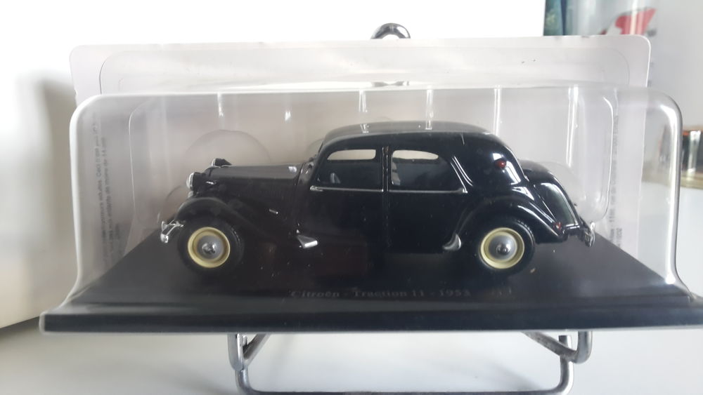 VOITURES MINIATURES - LOT N&deg; 5
