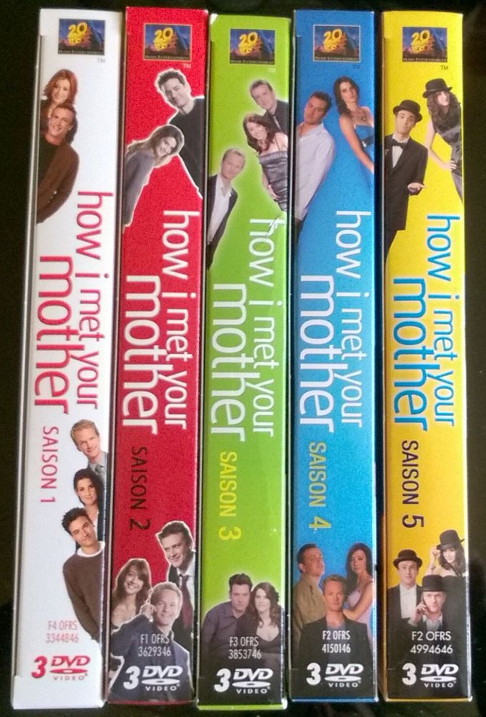 DVD - How I Met Your Mother saison 1 &agrave; 5 DVD et blu-ray