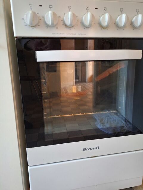 Cuisini�re �lectrique TBE Brandt. 80 Chaville (92)