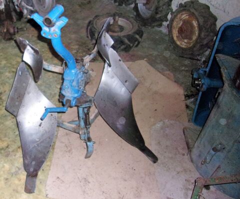 charrue brabant pour motoculteur STAUB + attelage universel 0 Mulhouse (68)