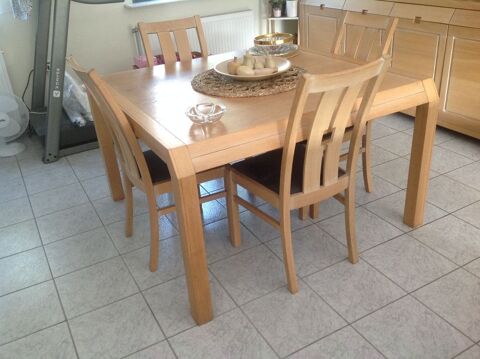 Table pour 8 personnes & 4 chaises chne clair  150 Belgique