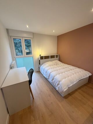  Chambre � louer 5 pi�ces 95 m�