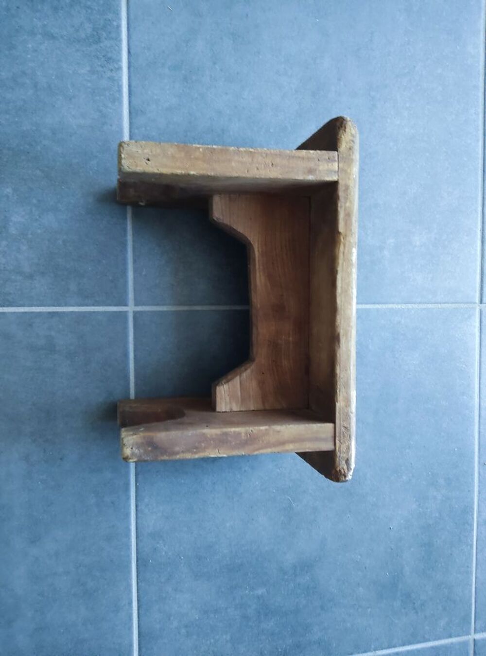 Petit banc fabrication artisanale 
12 € Meubles