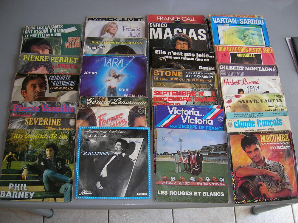  vinyles 33 et 45 tours fran&ccedil;ais, &eacute;trangers CD et vinyles