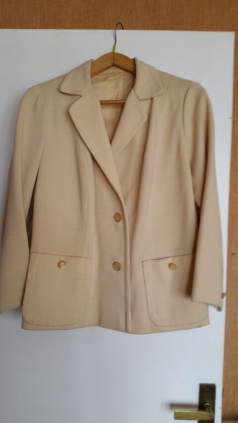 Blazer femme creme  25 Paris 13 (75)