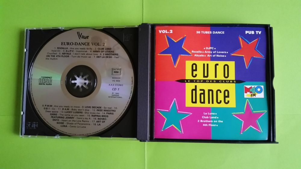 EURO DANCE M40 VOL.2 CD et vinyles