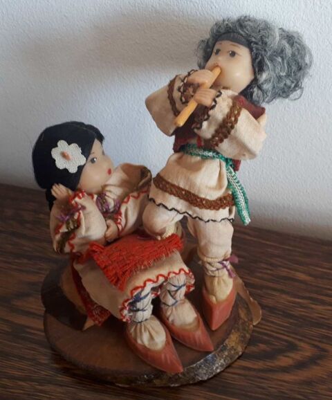 Poupes folkloriques moldaves 30 Villemomble (93)
