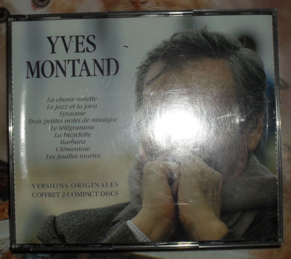 Coffret 2 CD d'YVES MONTAND Version originales CD et vinyles