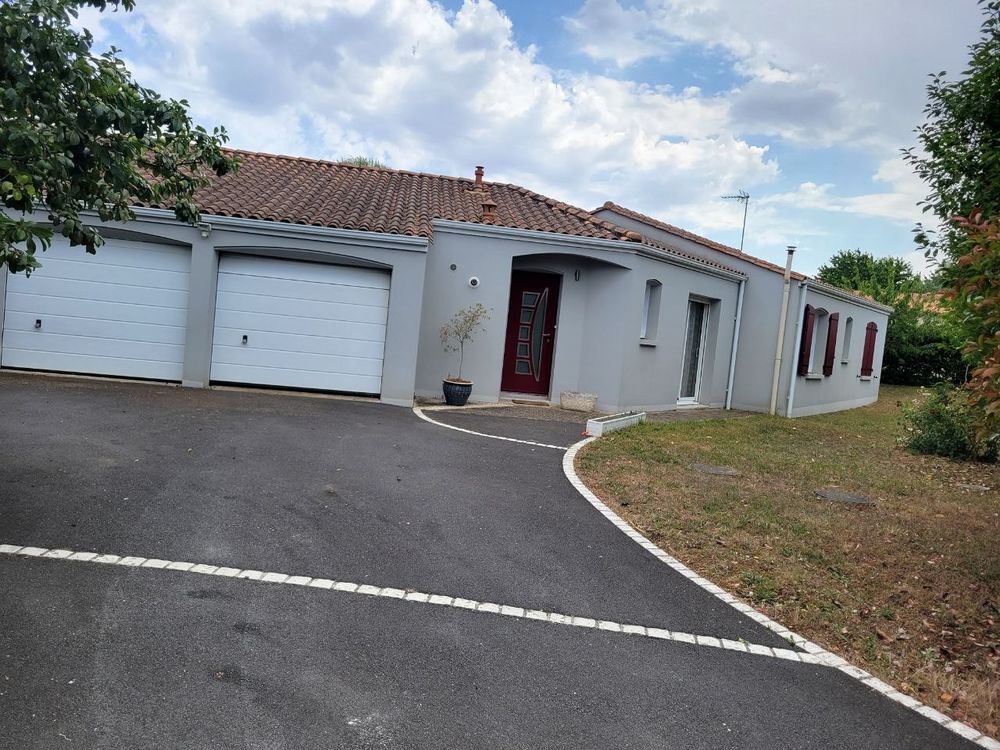 Maison 5 pièces 145 m² · à Saint-Maxire · 145 m² · 255 000 €