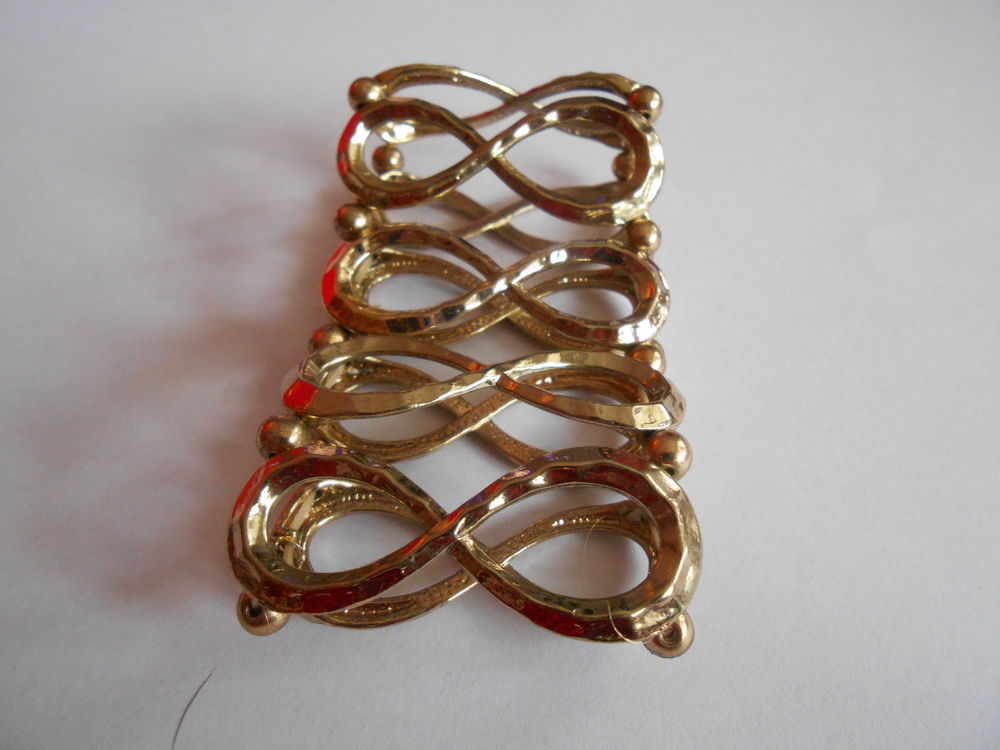 BRACELET Bijoux et montres
