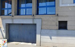  Parking / Garage  louer 20 m