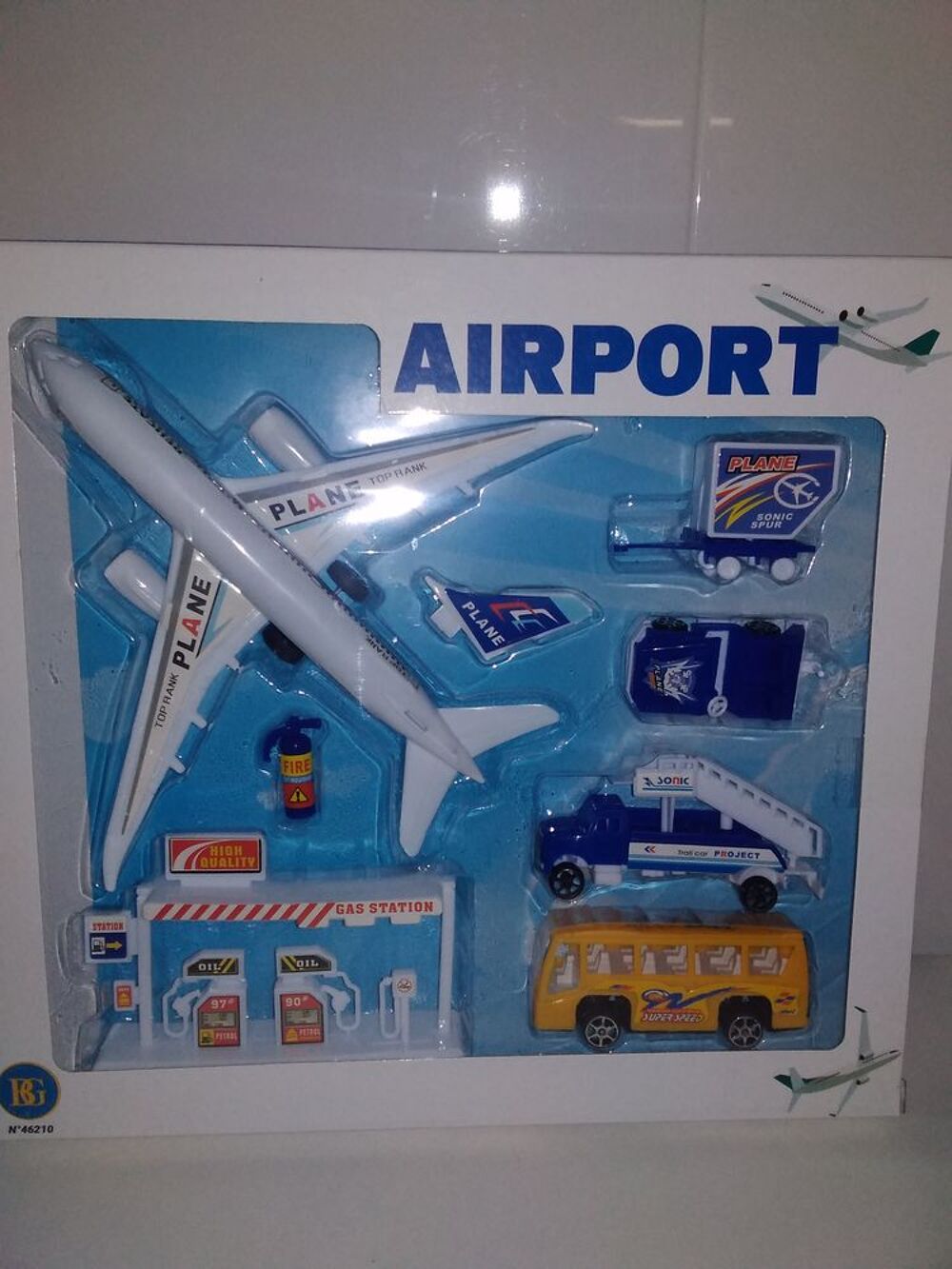 boite 8 pi&egrave;ces a&eacute;roport Jeux / jouets
