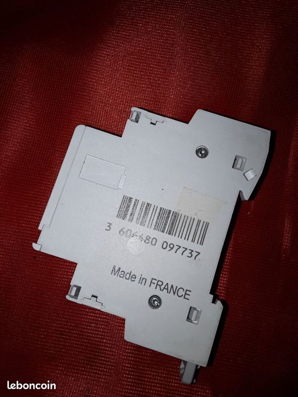 Schneider Electric A9a15393 Rbn Relais Bas niveau ACTI 9 1 C Bricolage