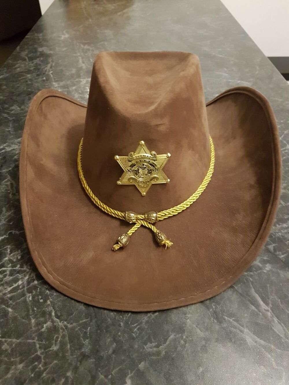 Chapeau de cow-boy et chemise de cow-boy Vêtements
