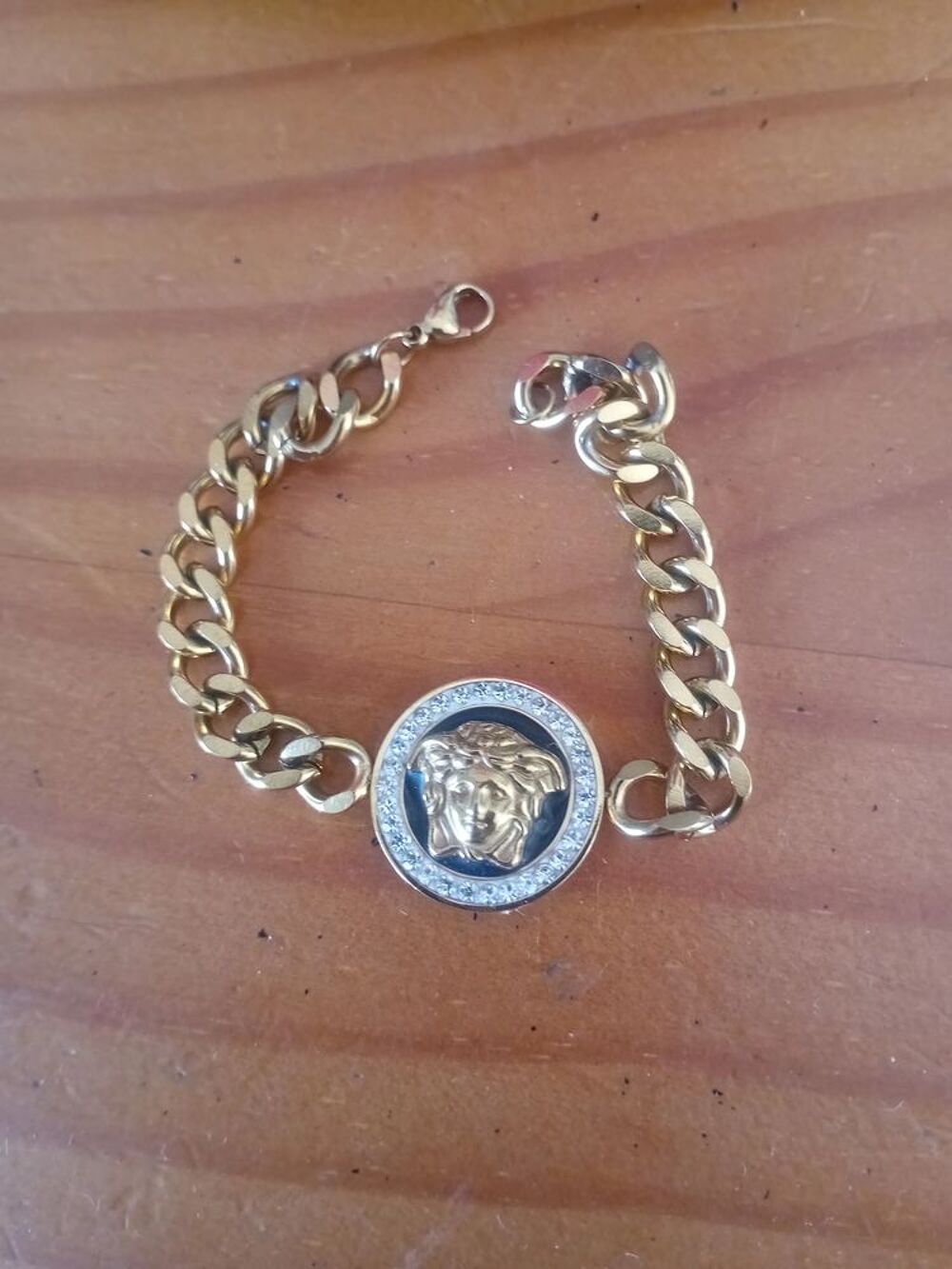 Bracelet M&eacute;dusa Bijoux et montres